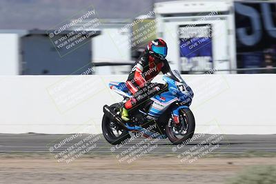 media/Oct-05-2025-CVMA (Sun) [[beeef4f201]]/Race 2-Supersport Middleweight/
